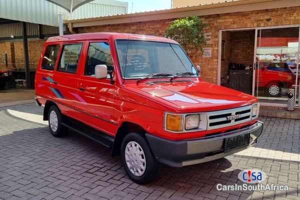 Toyota Venture Manual 1993 - image 2