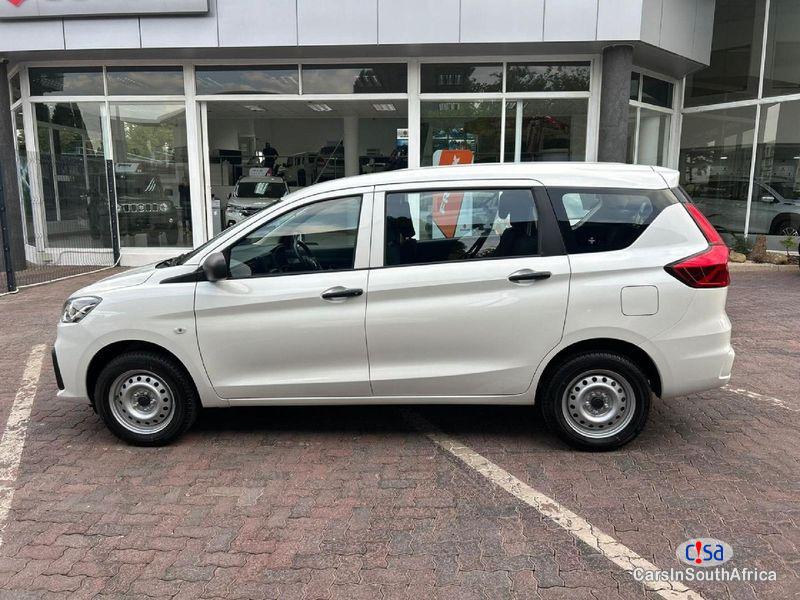 Suzuki 1.5 Manual 2022 - image 2