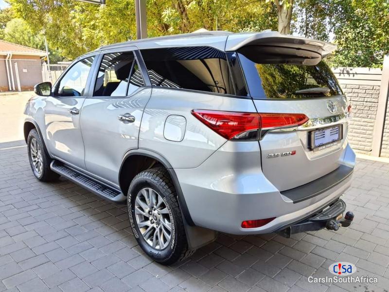 Toyota Fortuner 2.8GD6 Automatic 2021 - image 2