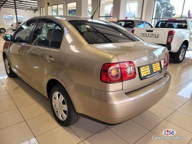 Volkswagen Polo 1.6 Automatic 2017 - image 2