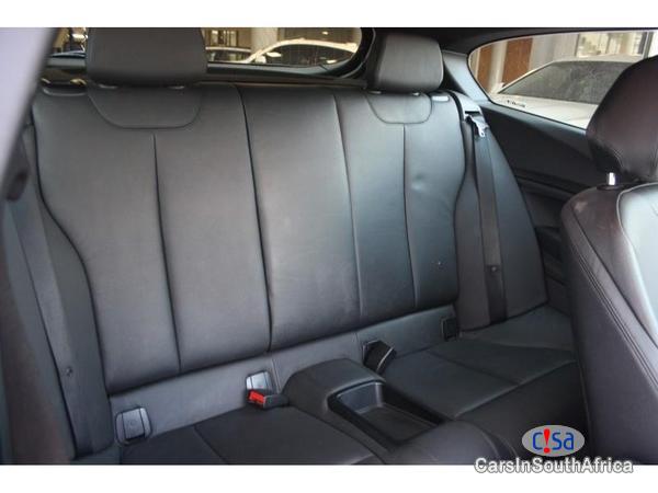 BMW 1-Series Automatic 2012 - image 10