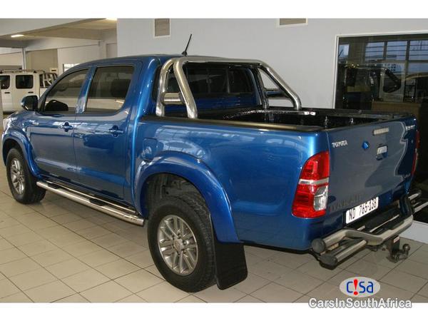 Toyota Hilux Manual 2014 in Gauteng