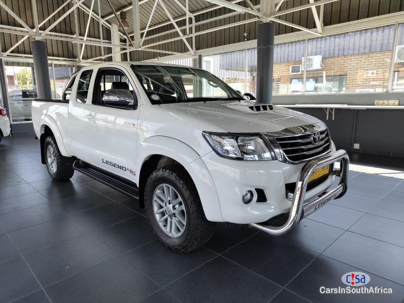 Picture of Toyota Hilux 3.0D-4D Legend 45 Bank Repossessed Manual 2016