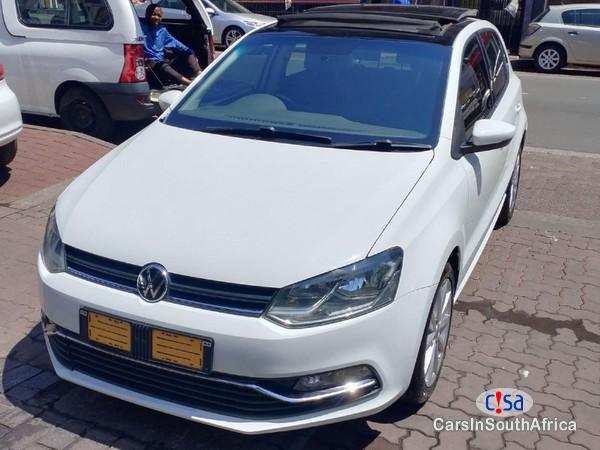 Volkswagen Polo 1.2 TSI Comfortline Automatic 2017 - image 3