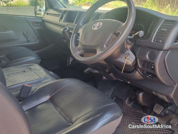 Toyota Quantum 2.5 D-4D Sesfikile 16-Seat Manual 2021 - image 3