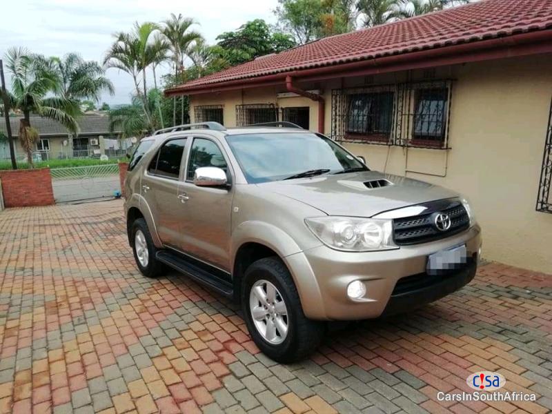 Picture of Toyota Fortuner 3.0 Manual 2009