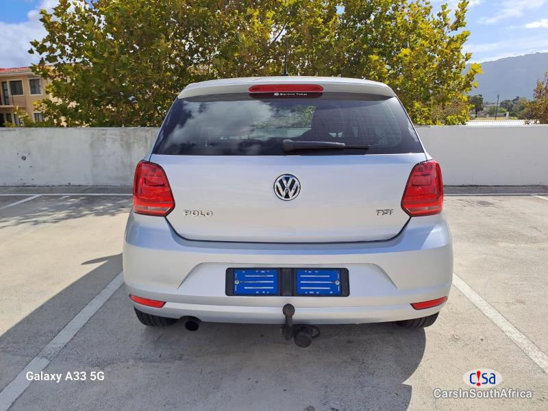 Volkswagen Polo 1.2 Manual 2017 - image 2