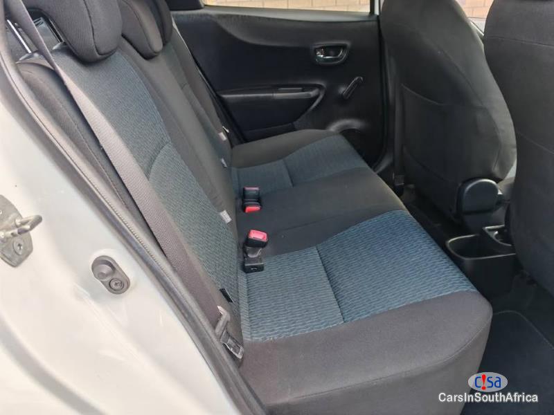 Toyota Yaris 1.3 Toyota Yaris Call Or WhatsApp 0848069549 Manual 2014 - image 4