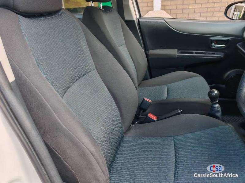 Toyota Yaris 1.3 Toyota Yaris Call Or WhatsApp 0848069549 Manual 2014 - image 5