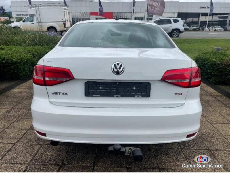 Volkswagen Jetta 1.4 Automatic 2017 - image 2
