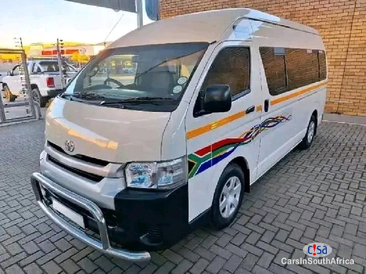 Toyota HiAce 2022 Toyota Quantum Sesifikile 2.5 D4D 0698183175 Manual 2022 - image 5