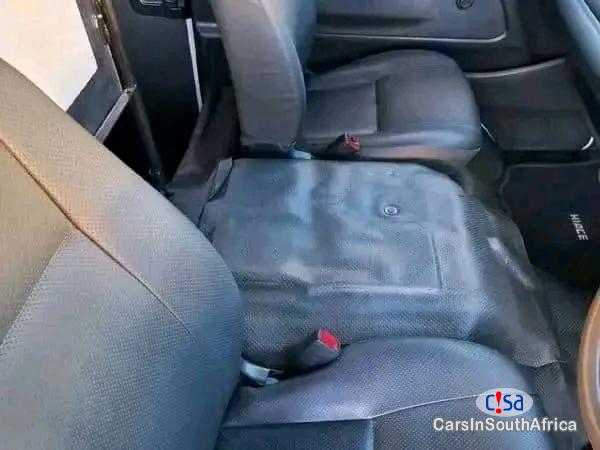 Toyota HiAce 2022 Toyota Quantum Sesifikile 2.5 D4D 0698183175 Manual 2022 - image 9