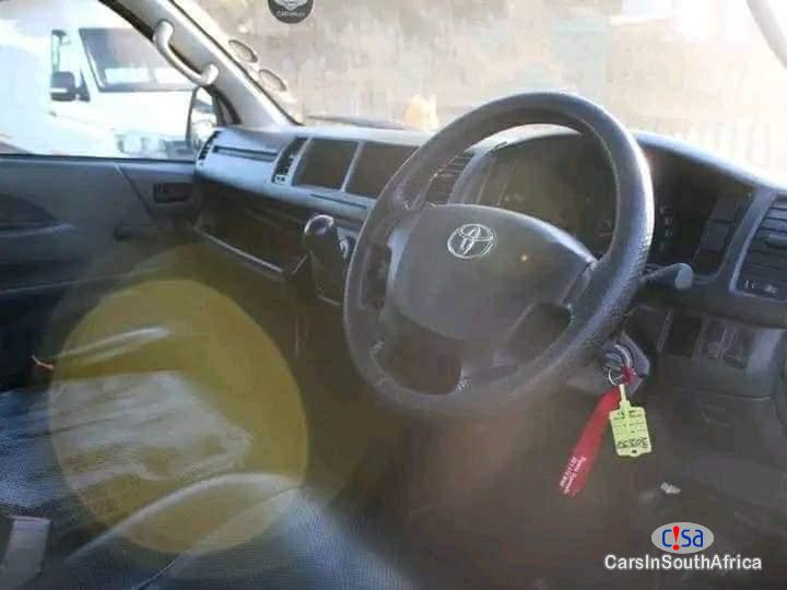 Toyota Quantum 2022 Toyota Quantum 2.5 D4D 0698183175 Manual 2022 in Free State - image