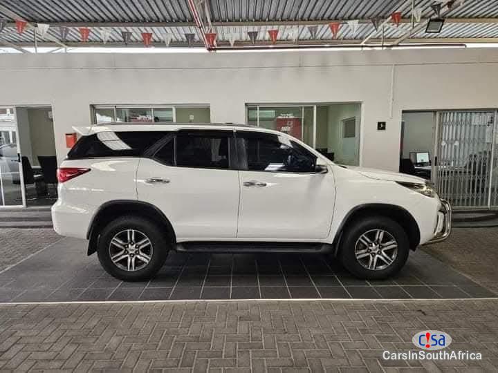 Toyota Fortuner 2018 TOYOTA FORTUNER 2.4GD-6 CONTRACT OR WHATSAPP 0665141346 Automatic 2018 - image 2