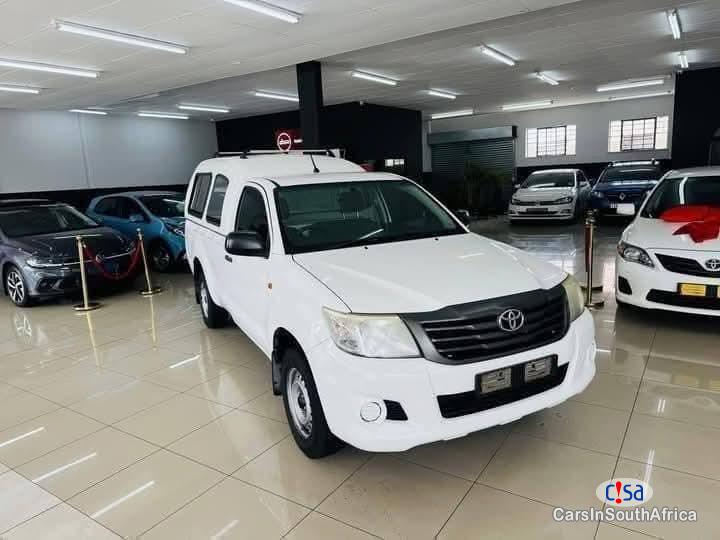 Pictures of Toyota Hilux Manual 2012