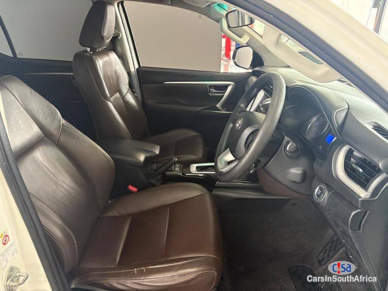 Toyota Fortuner 2.7 Auto Automatic 2018 - image 3