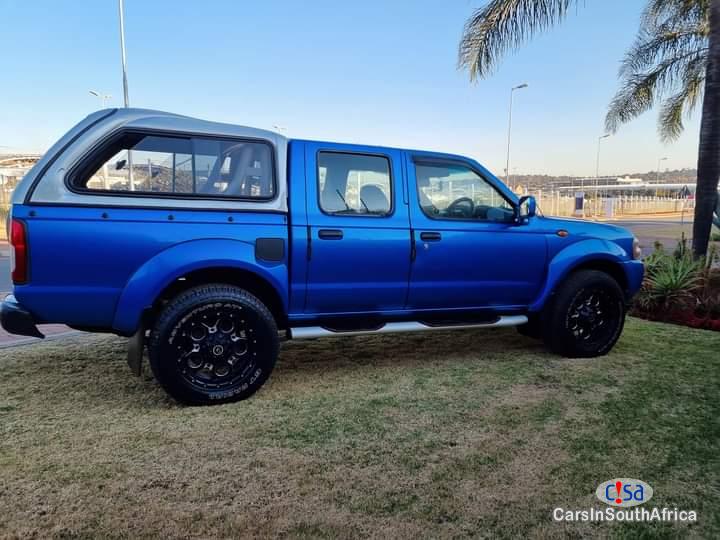 Nissan Hardbody 2.4L Manual 2015 - image 3