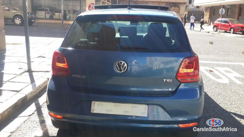 Volkswagen Polo 1.2 Manual 2016 - image 4