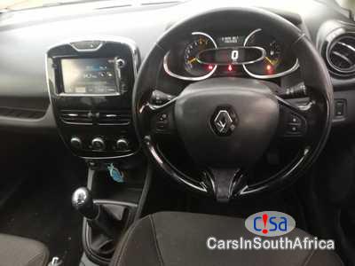 Renault Clio 1.2 Manual 2015 - image 5