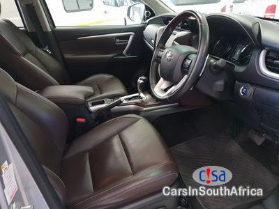Toyota Fortuner 2.8 GD-6 RB AUTO LG50 Automatic 2017 - image 7