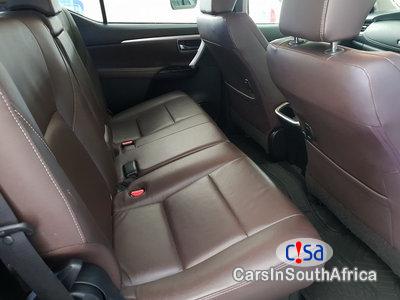 Toyota Fortuner 2.8 GD-6 RB AUTO LG50 Automatic 2017 - image 9
