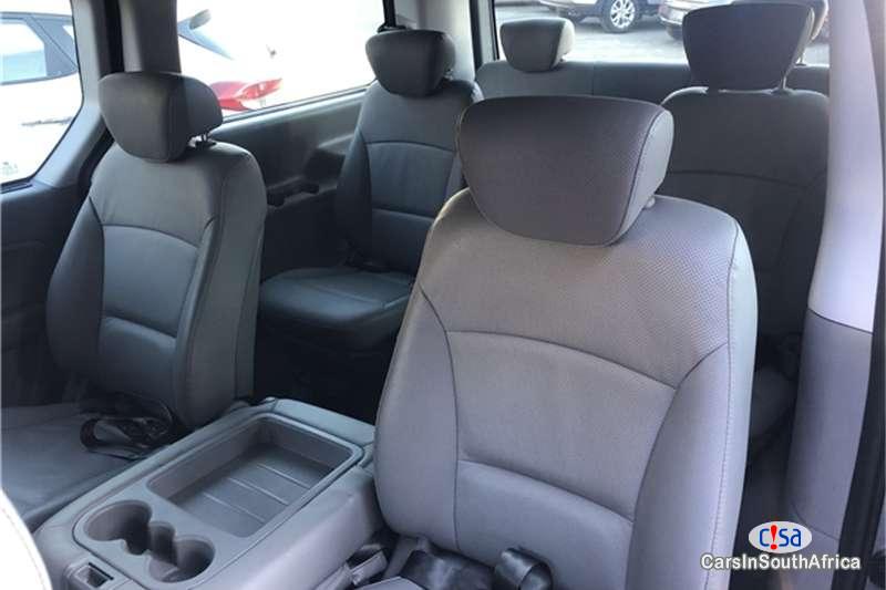 Hyundai H-1 2.5 Automatic 2019 - image 4