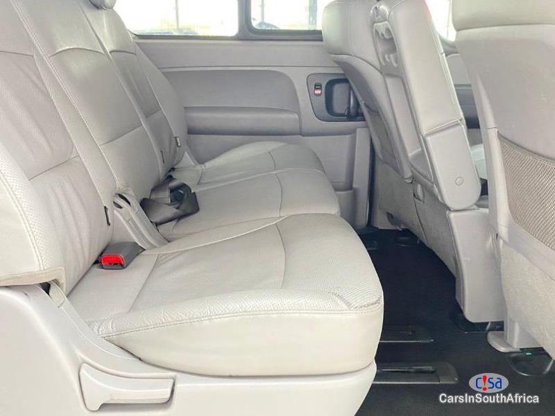 Hyundai H-1 2.5 Hyundai H1 VGTI BUS CALL OR WHATSAPP 0848069549 Automatic 2018 - image 4