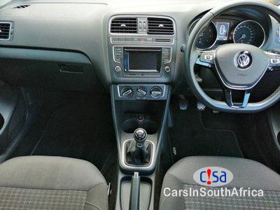 Volkswagen Polo 1.2 Manual 2015 - image 6