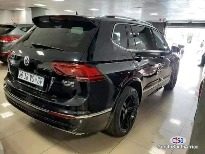 Volkswagen Tiguan 2.0 Automatic 2018 - image 2