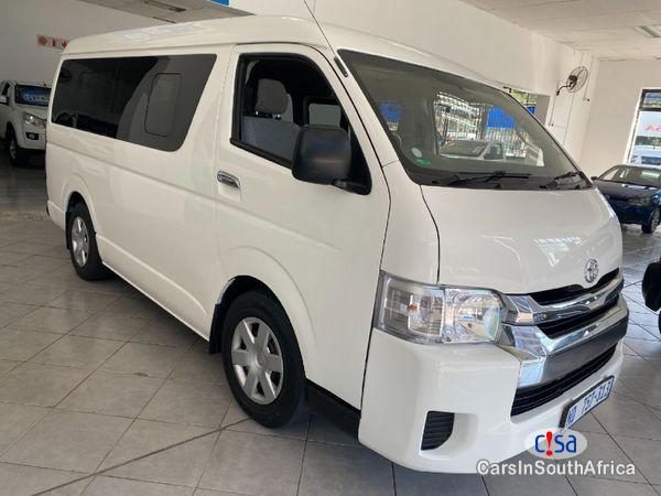 Toyota Quantum 2.5 Manual 2020 - image 2