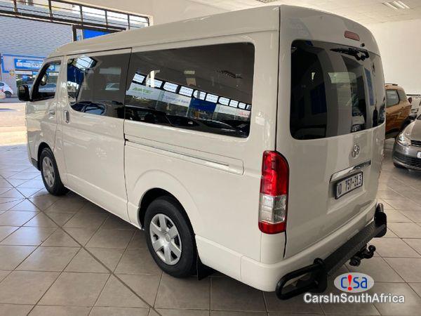 Toyota Quantum 2.5 Manual 2020 - image 3