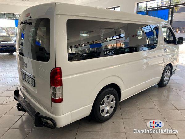 Toyota Quantum 2.5 Manual 2020 - image 4