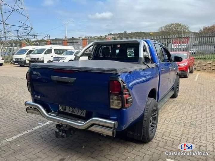 Toyota Hilux 2.8GD Manual 2017