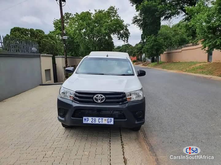 Toyota Hilux 2.4GD Manual 2020 - image 2