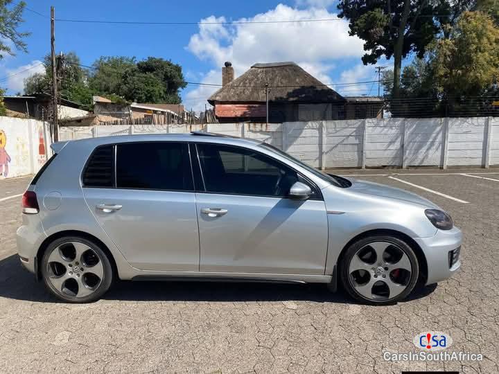 Volkswagen Golf 2.0 Automatic 2018 - image 2