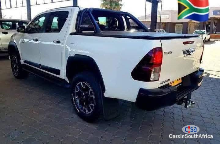 Toyota Hilux 2.8GD Automatic 2020 - image 2