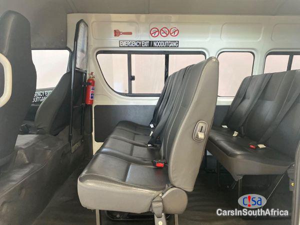 Toyota Quantum 2.5 D-4D Sesfikile 16-seats Call 081 494 5928 Manual 2019