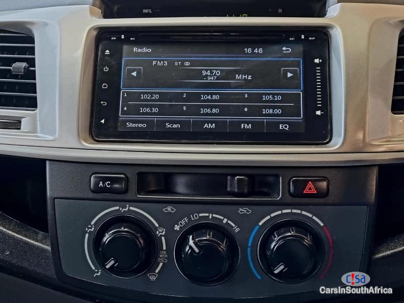 Toyota Hilux Raider Manual 2013 in South Africa