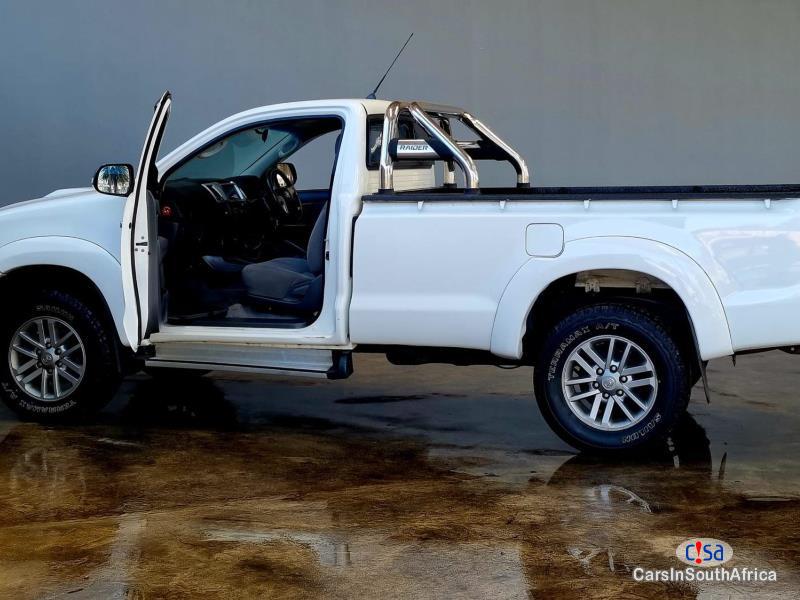 Picture of Toyota Hilux Raider Manual 2013 in Limpopo