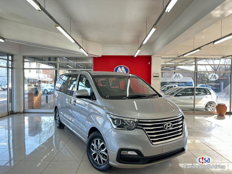 Picture of Hyundai H-1 Automatic 2018