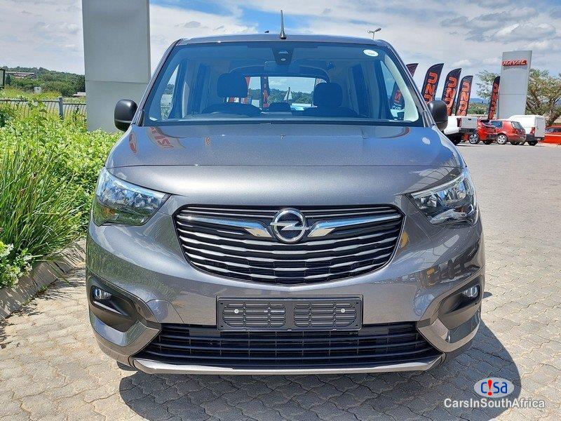 Picture of Opel Combo 1.6 Manual 2022