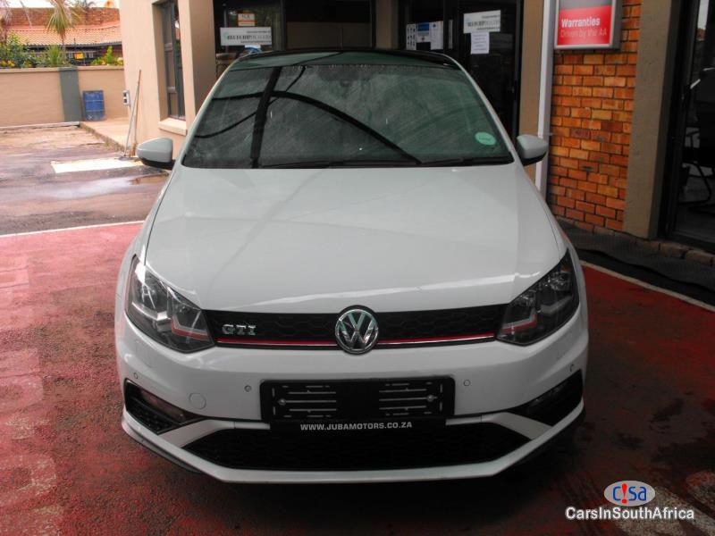 Pictures of Volkswagen Polo 1.2 Automatic 2015