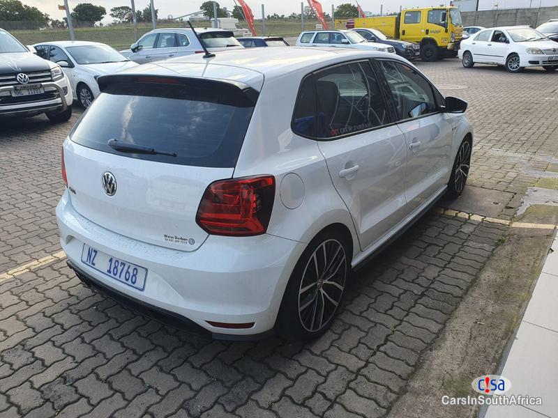 Volkswagen Polo 1.8 Manual 2015 - image 2