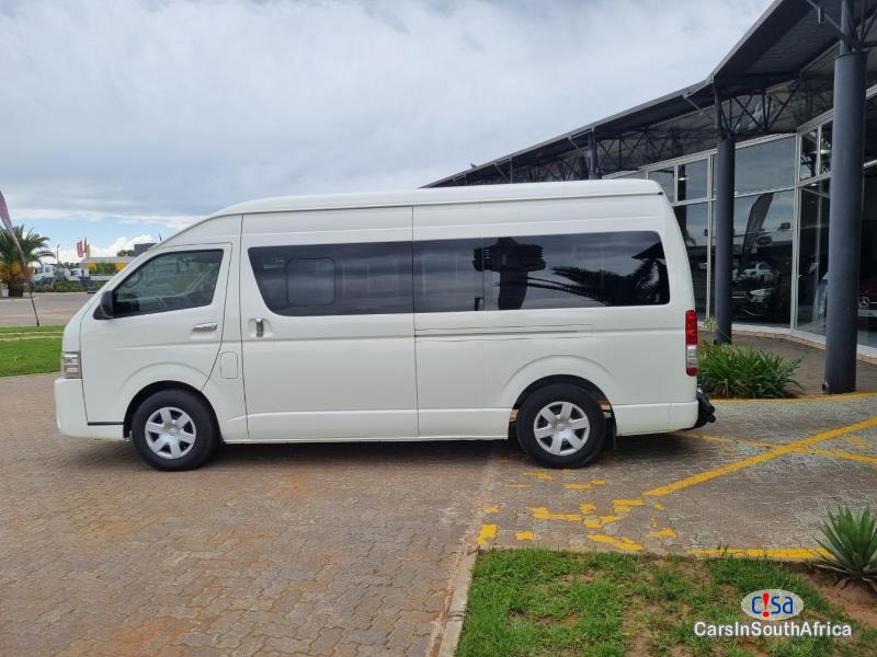 Toyota Quantum 2.5D-4D GL Manual 2018 in Western Cape