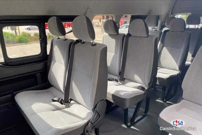 Toyota Quantum 2.5D-4D GL Manual 2018 in South Africa