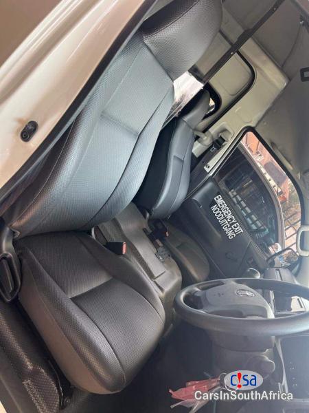 Toyota Quantum 2.5Q+27 78 321 4168 Manual 2017 in South Africa
