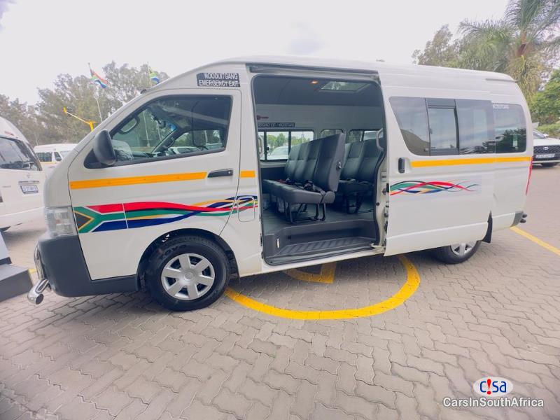 Toyota Quantum 2.5D-4D Manual 2021 - image 4