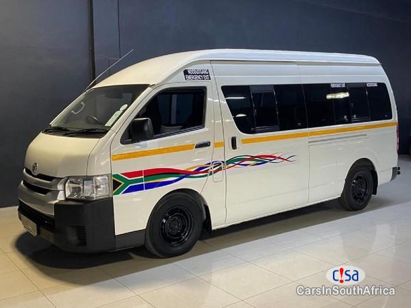 Toyota Quantum 2.5 Manual 2021 - image 7