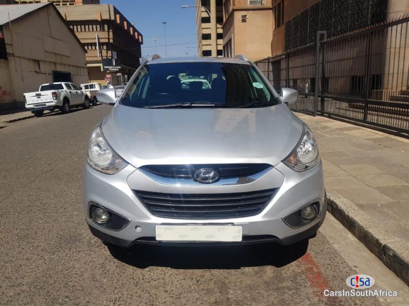Pictures of Hyundai ix35 2.0 Executive Manual 2012