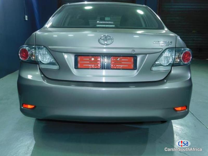 Toyota Corolla Quest 1.6 Manual 2017 - image 5